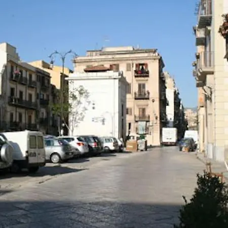 A Terrace In The Heart Of Palermo-3